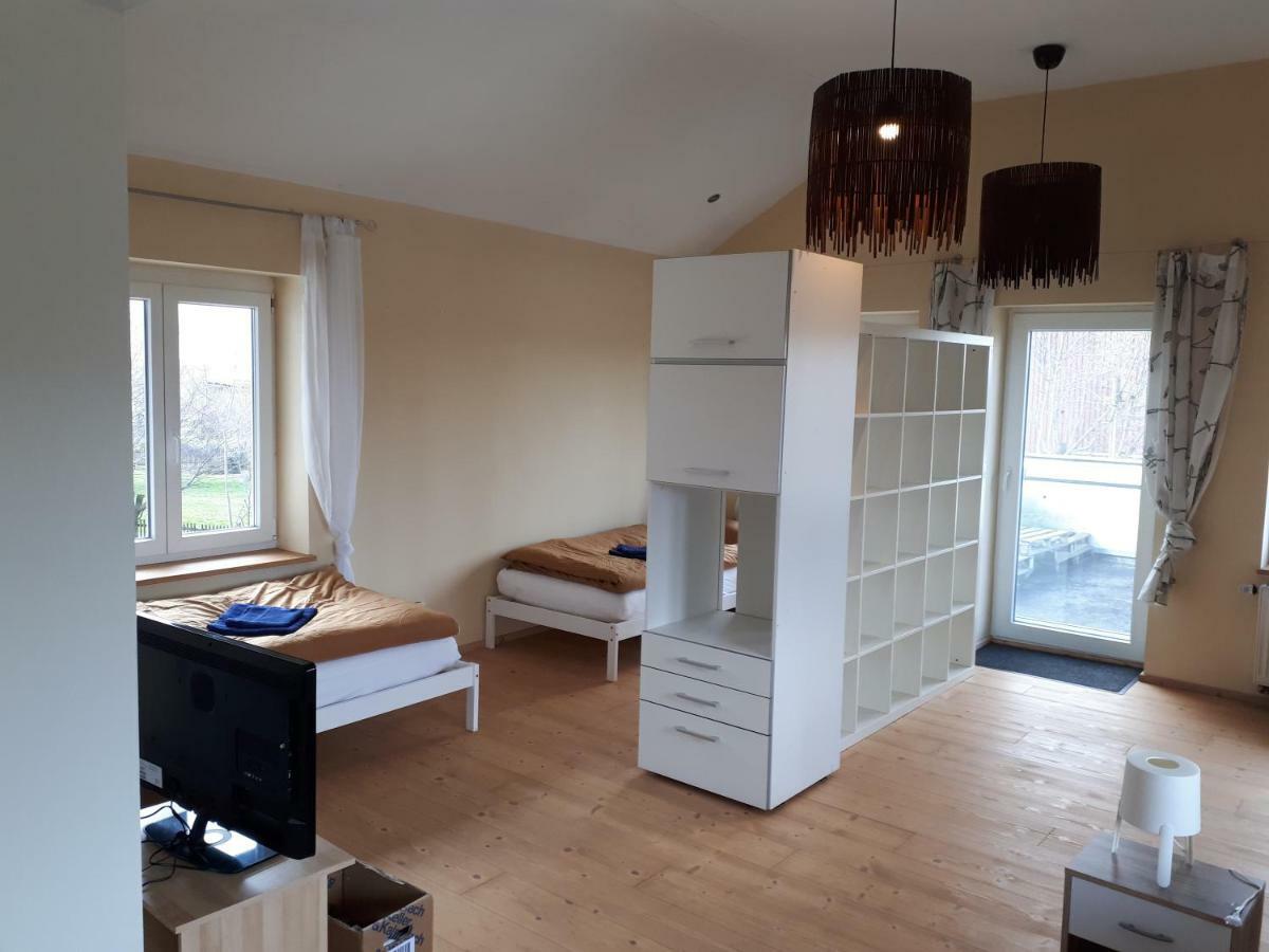 Gaestehaus Gl Ellwangen Bagian luar foto