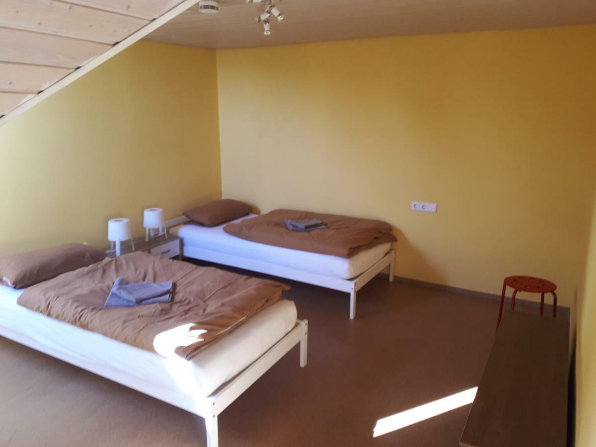 Gaestehaus Gl Ellwangen Bagian luar foto