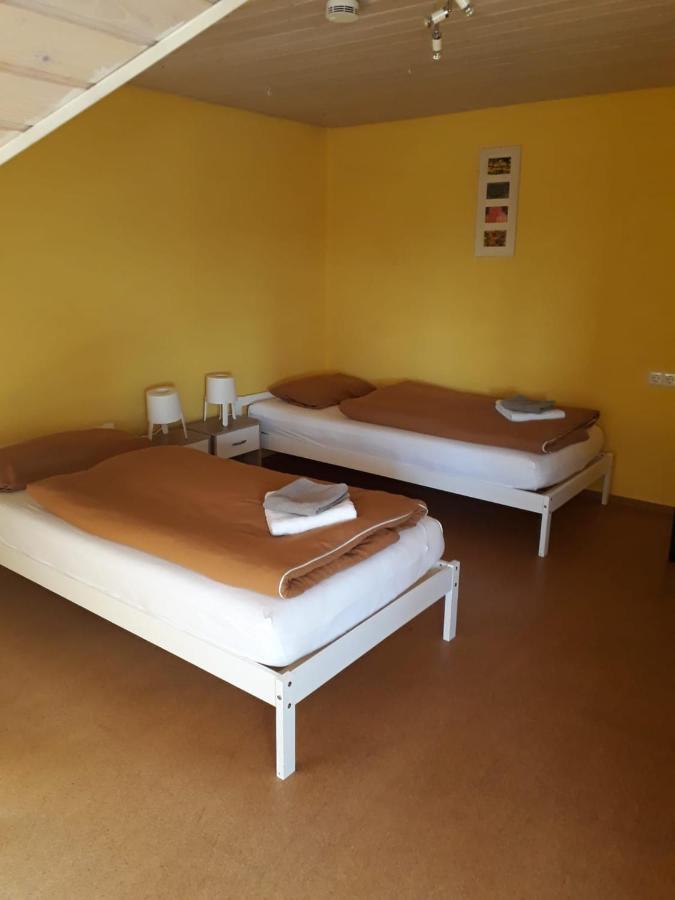 Gaestehaus Gl Ellwangen Bagian luar foto